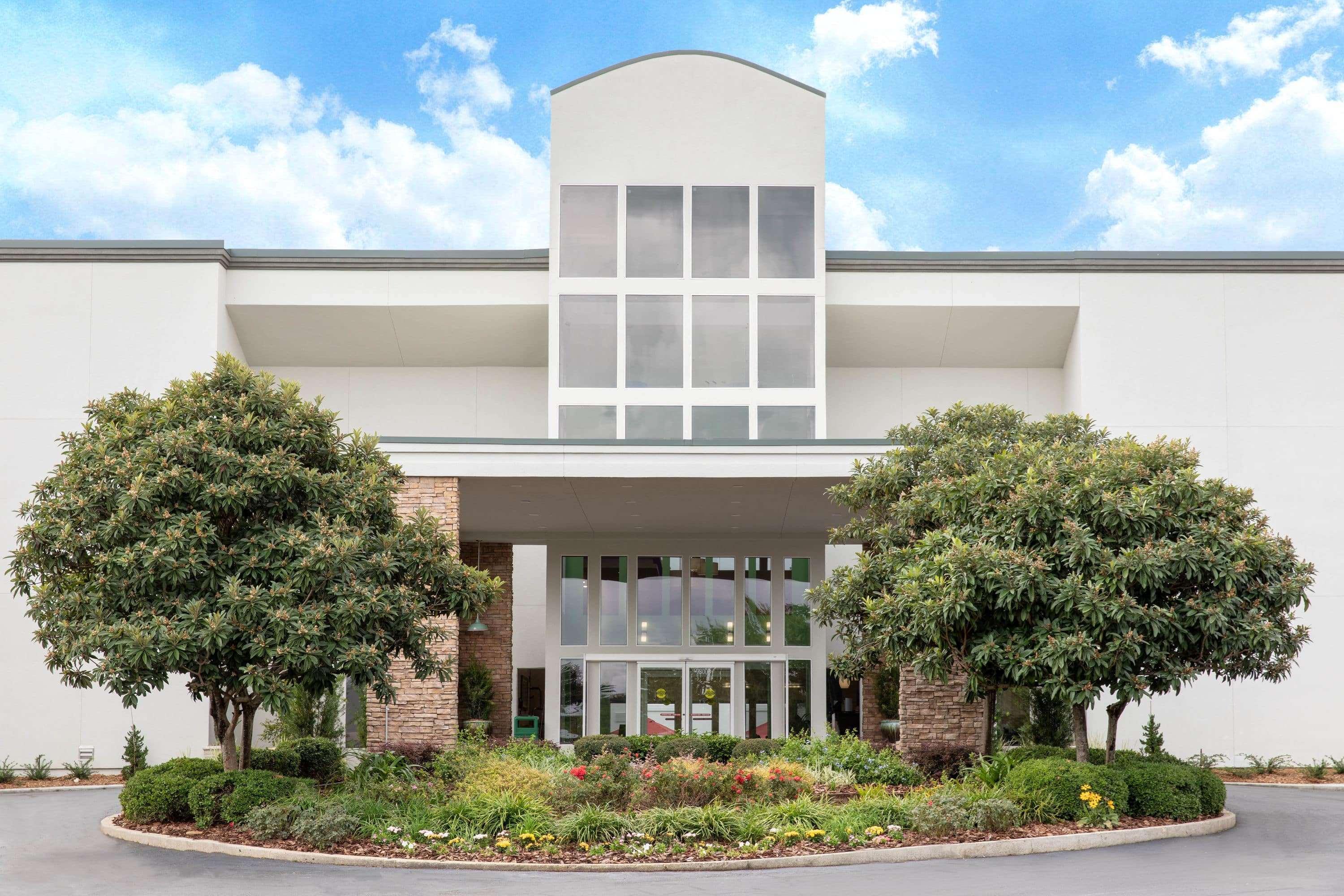 ホテル Wingate By Wyndham Valdosta/Moody Afb エクステリア 写真